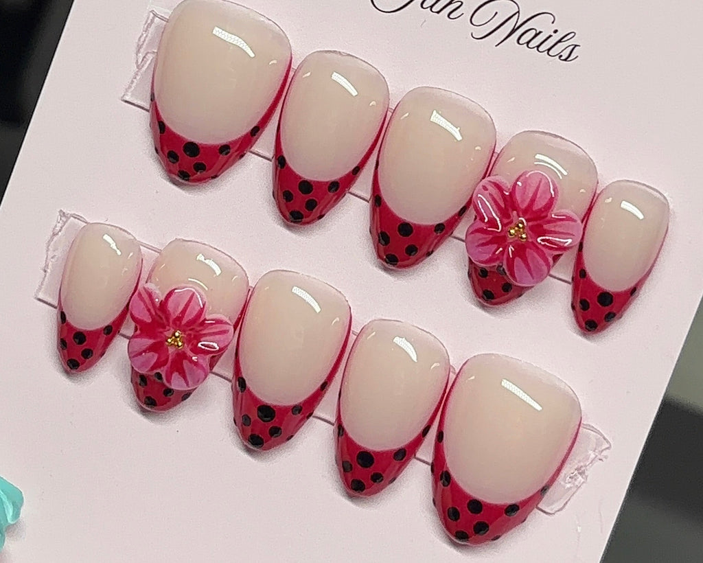 Ladybug Dots